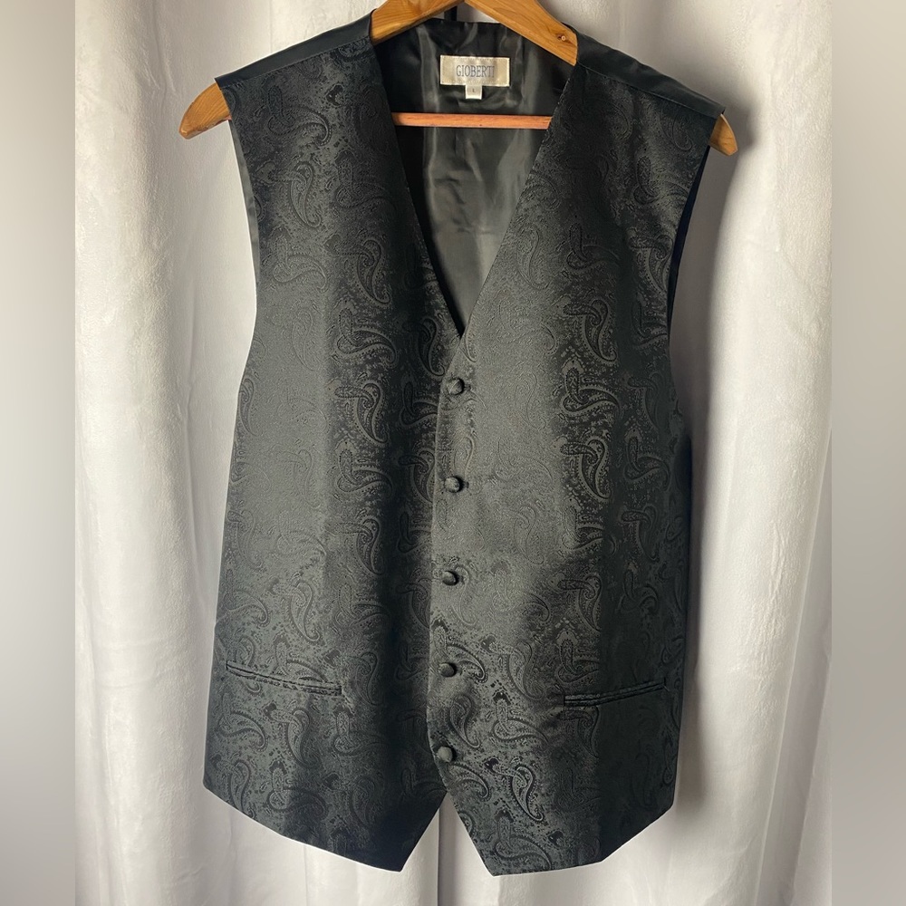 GIOBERTI fancy vest. Tristan’s costume closet.